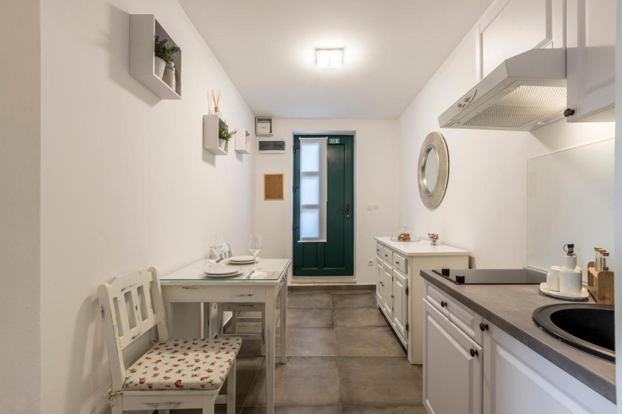 Studio Apartments Insula Split Zewnętrze zdjęcie